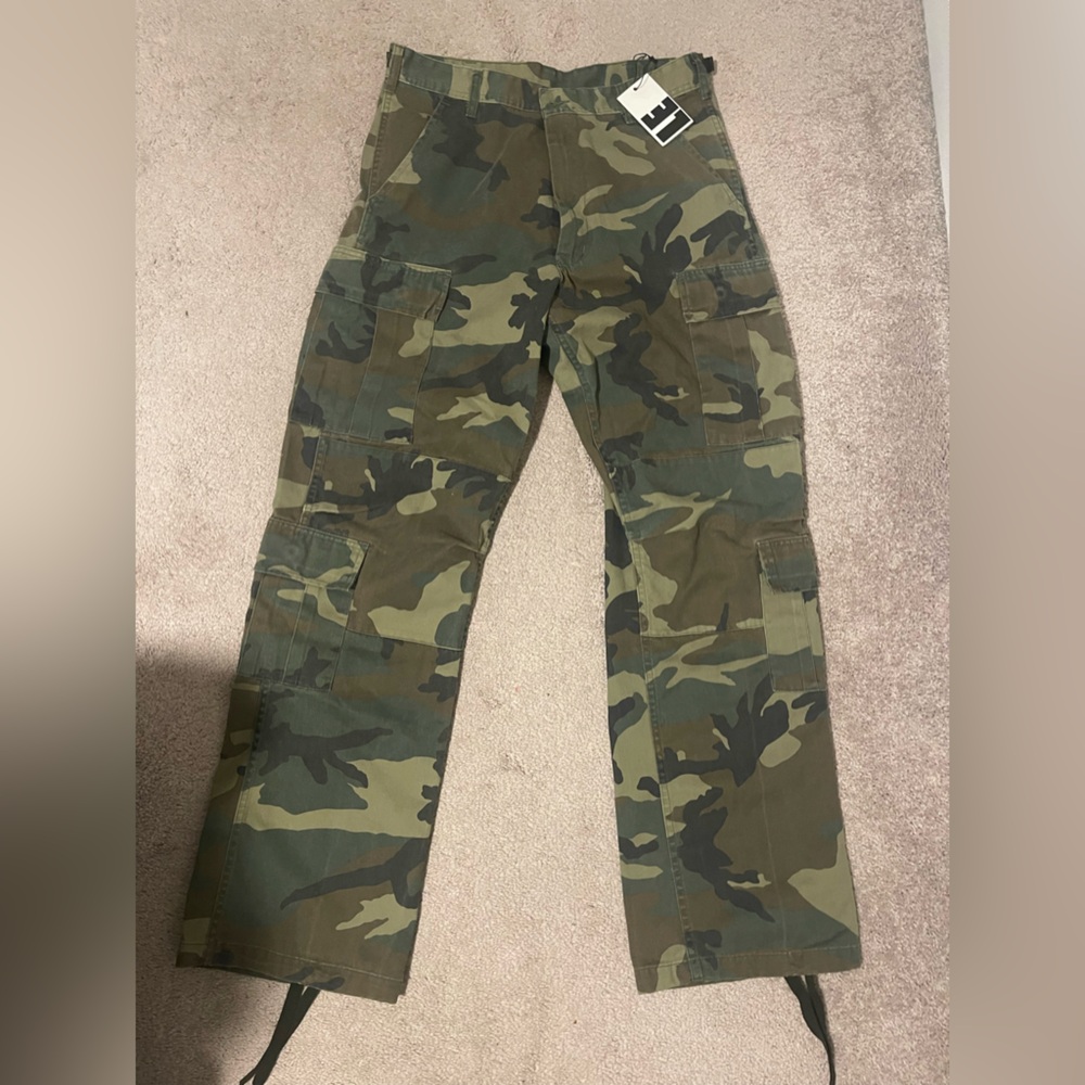 Local European CAMO CARGO PANT - VINTAGE DISTRESSED